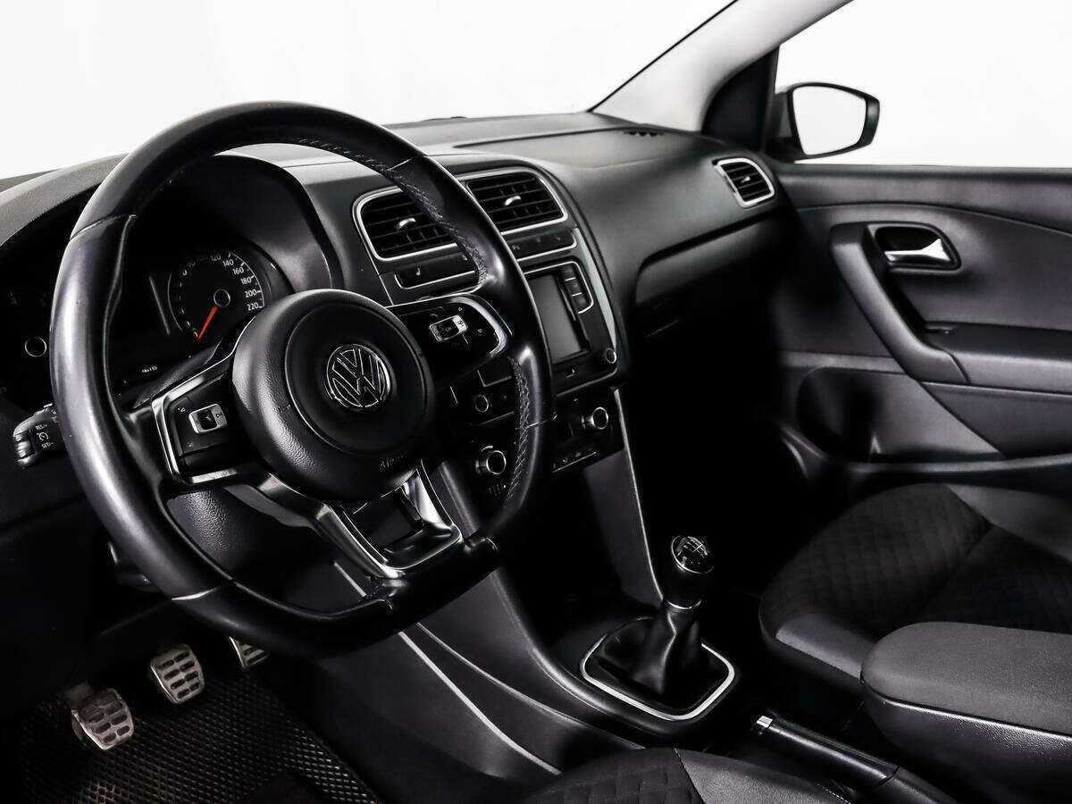 Volkswagen Polo, 2018 Фото №9