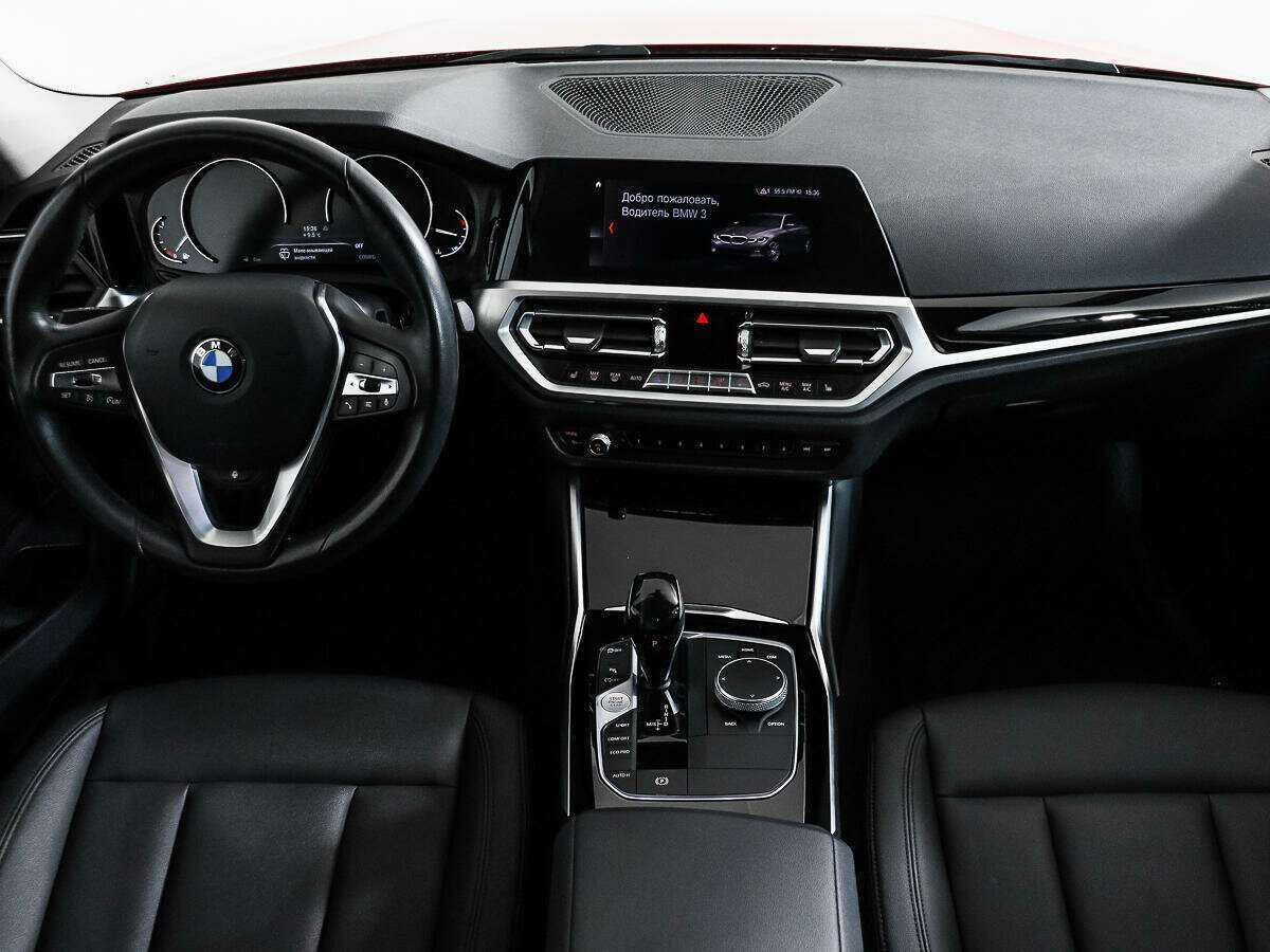 BMW 3 серии 318i, 2020 Фото №12