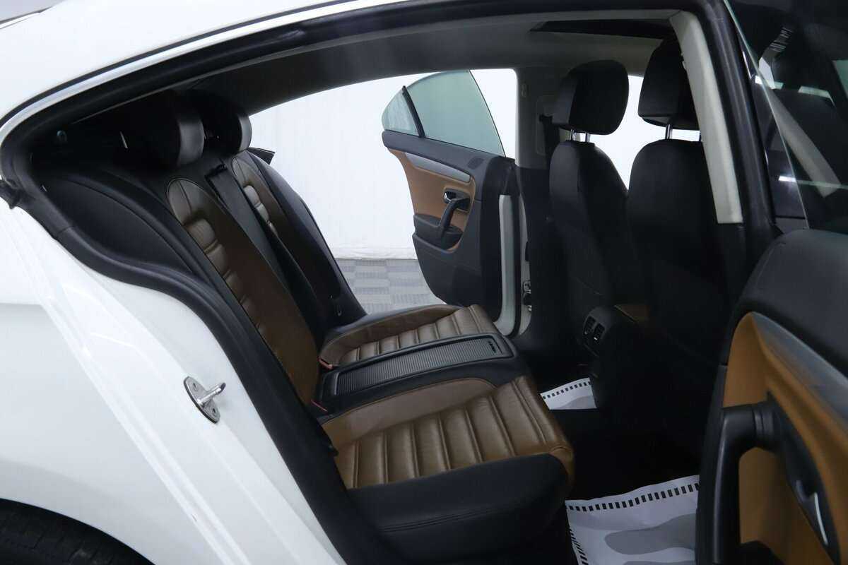 Volkswagen Passat CC, 2013 Фото №16