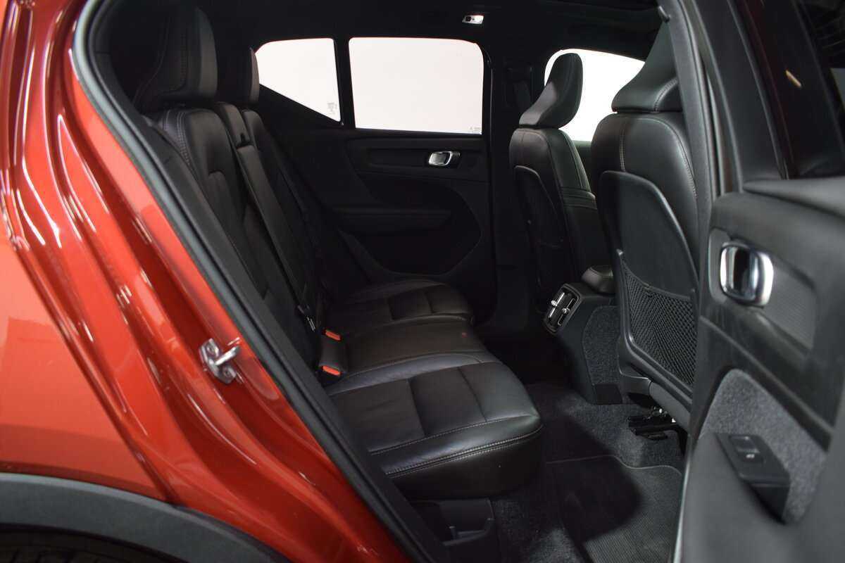 Volvo XC40, 2019 Фото №15