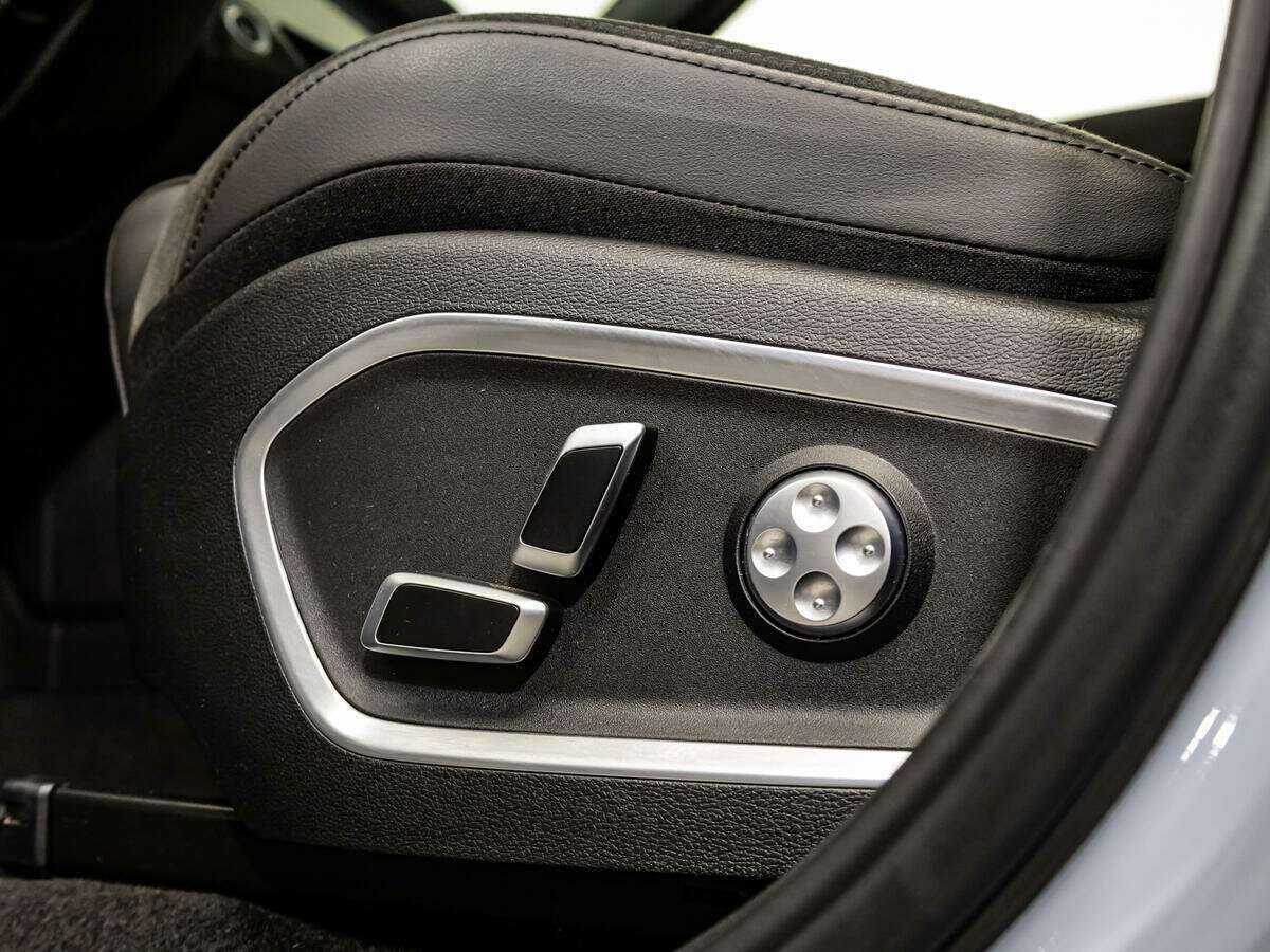 Geely Tugella, 2022 Фото №19