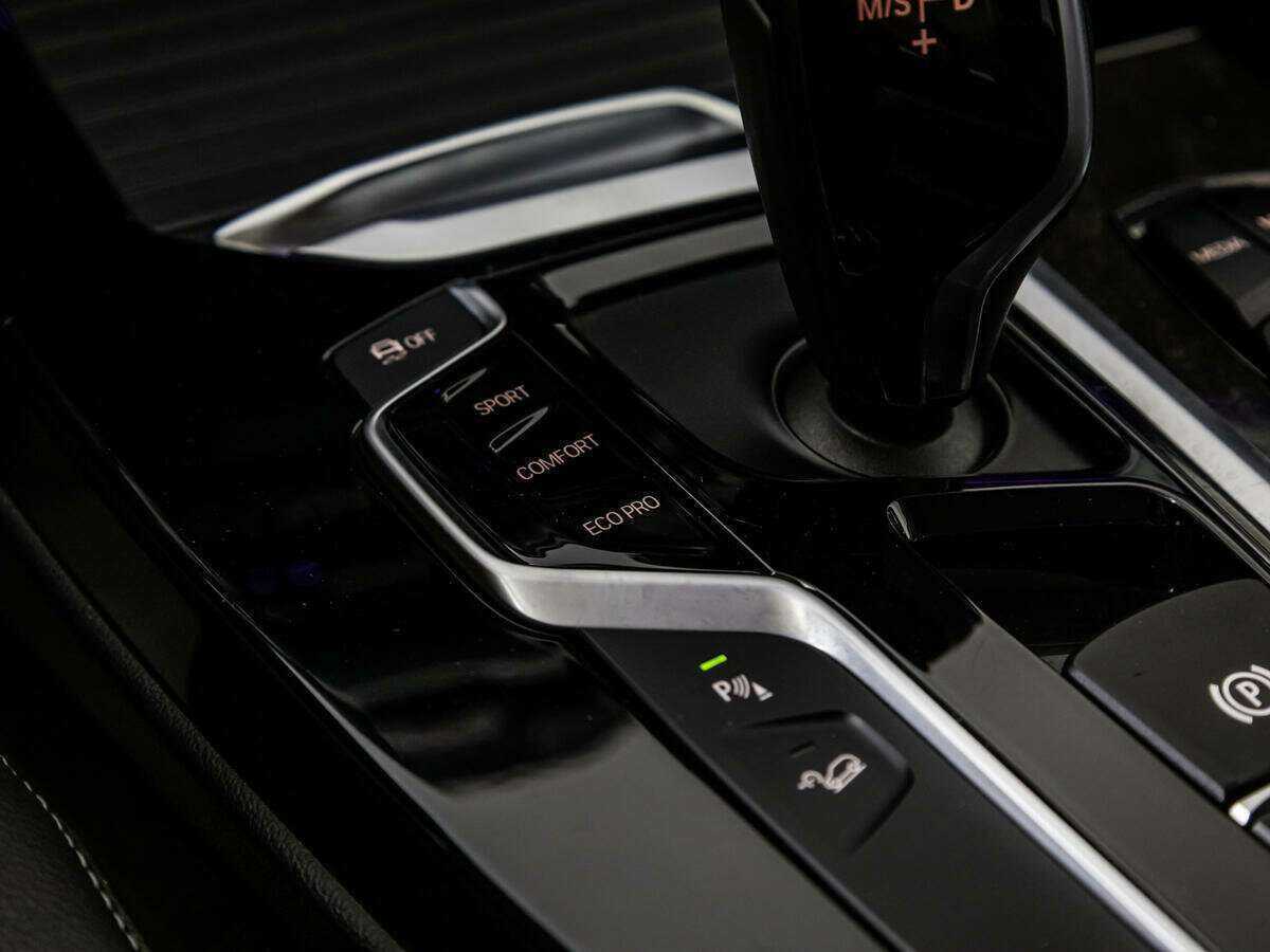 BMW X3 20i xDrive, 2018 Фото №17