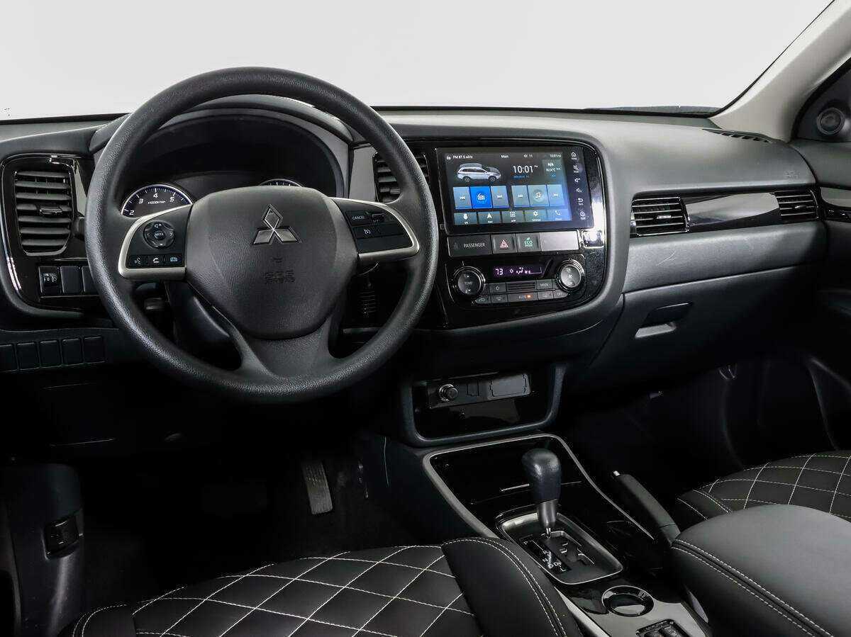 Mitsubishi Outlander, 2022 Фото №9