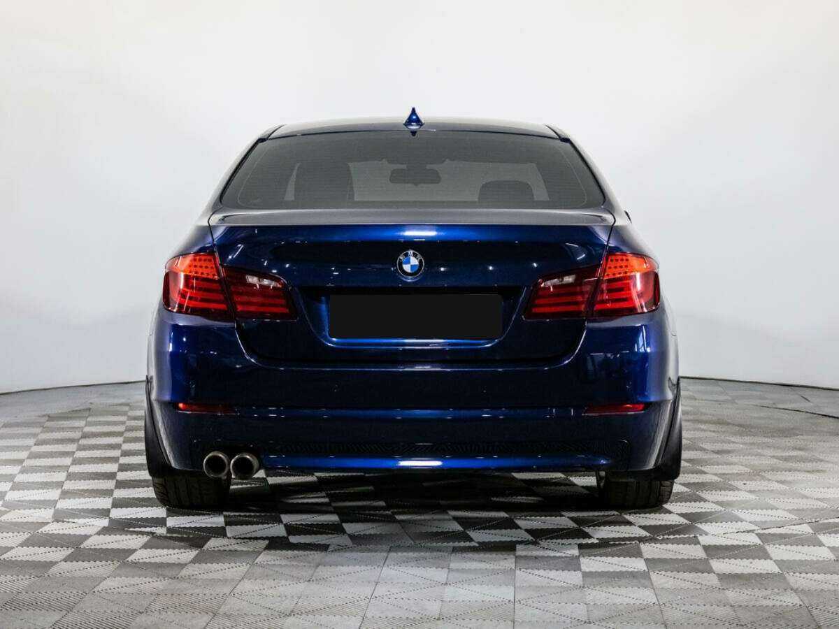 BMW 5 серии 520i, 2012 Фото №6