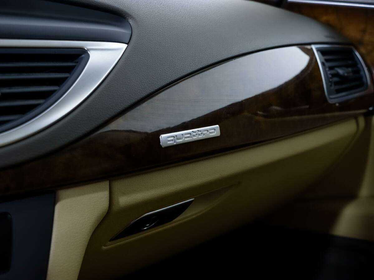 Audi A7, 2012 Фото №13