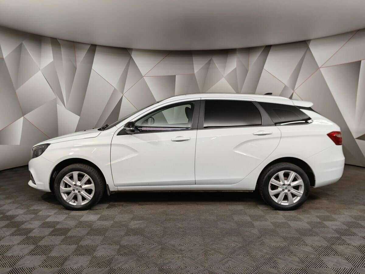 Lada (ВАЗ) Vesta SW, 2021 Фото №5