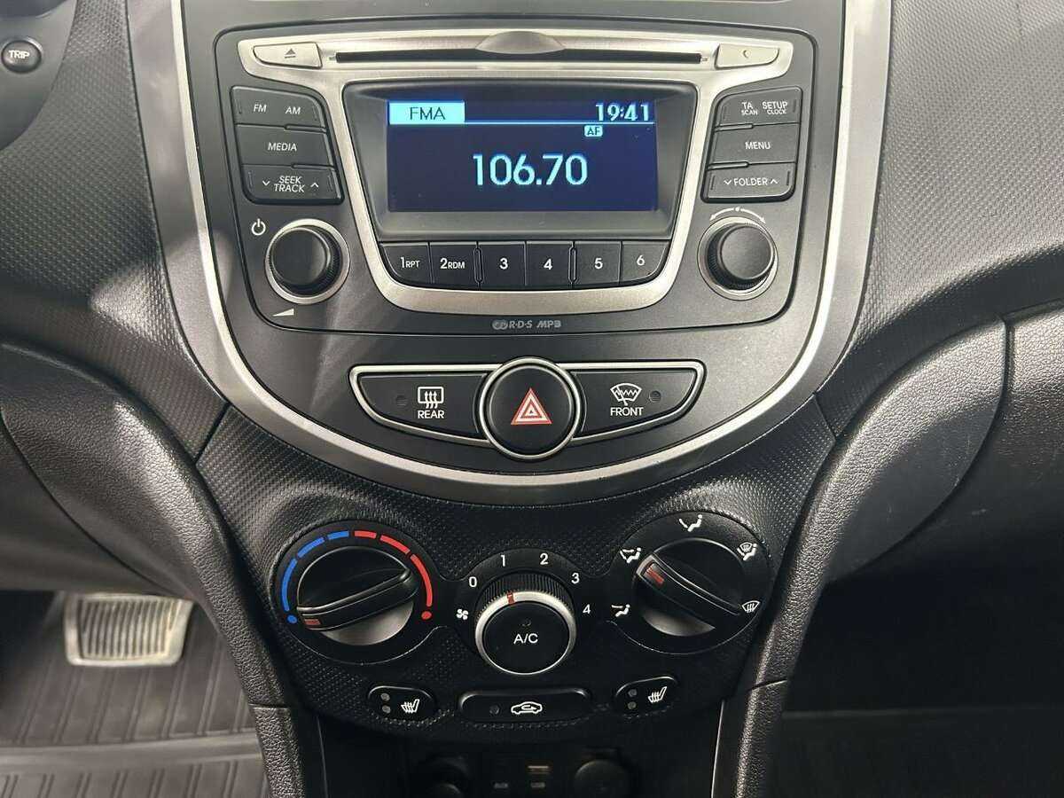 Hyundai Solaris, 2016 Фото №12