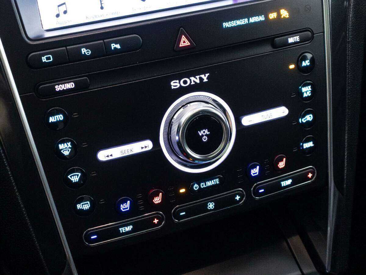 Ford Explorer, 2019 Фото №19