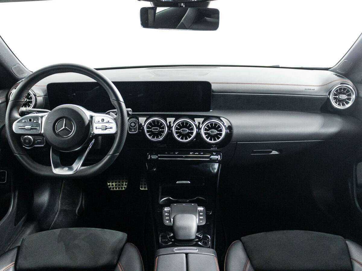 Mercedes-Benz CLA 200, 2021 Фото №13