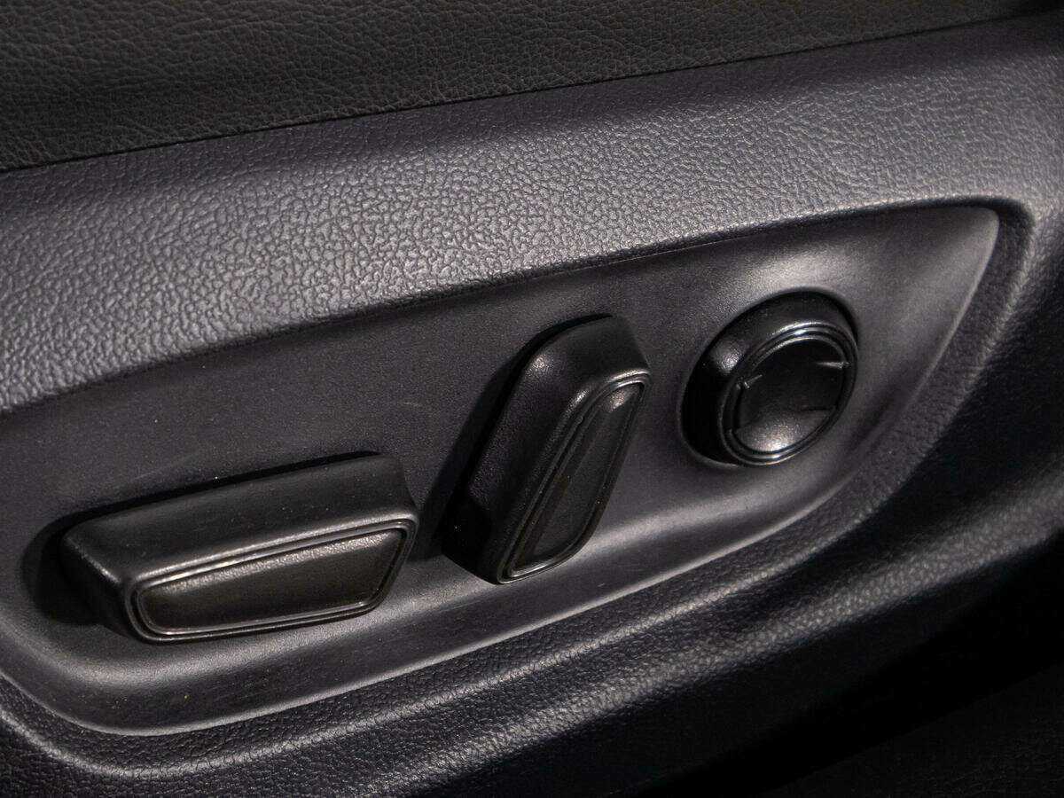 Toyota Camry, 2018 Фото №16