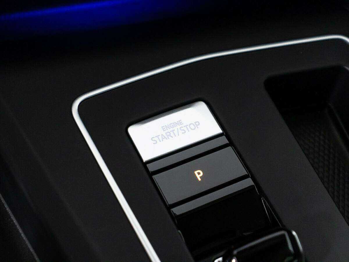 Volkswagen Golf, 2021 Фото №16