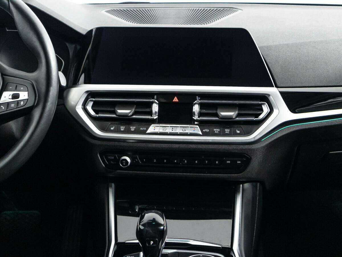 BMW 3 серии 318d, 2020 Фото №14