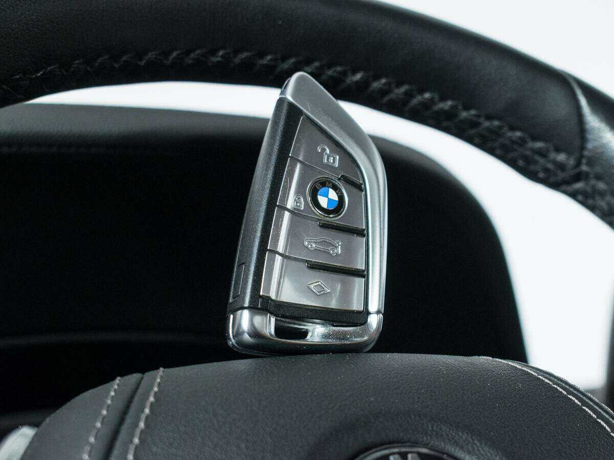 BMW 5 серии 520d xDrive, 2018 Фото №19