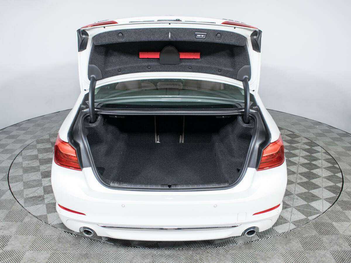 BMW 5 серии 520d xDrive, 2018 Фото №23