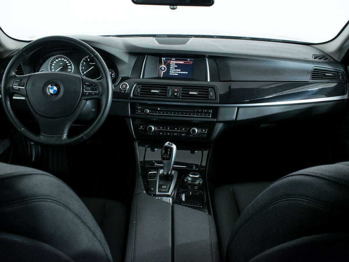 BMW 5 серии 520i, 2014 Фото №12