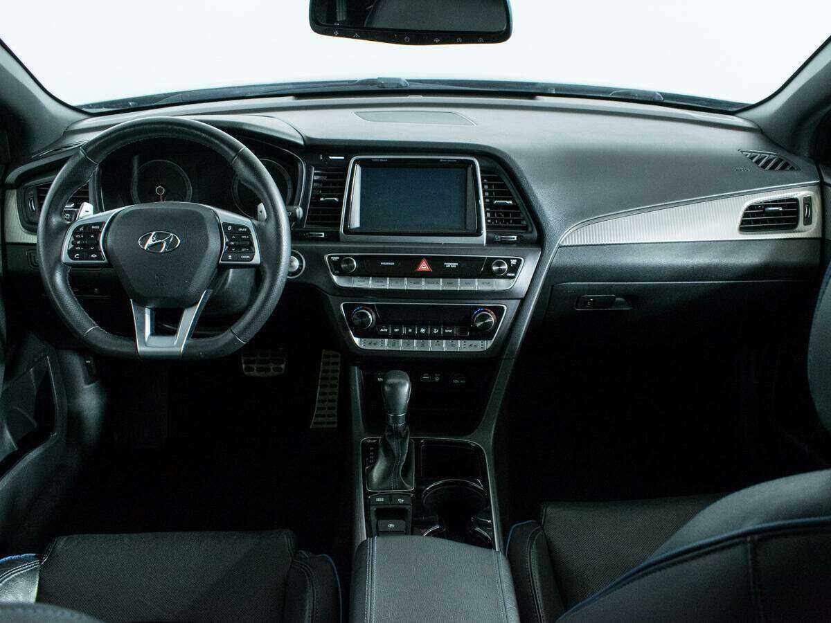 Hyundai Sonata, 2018 Фото №12