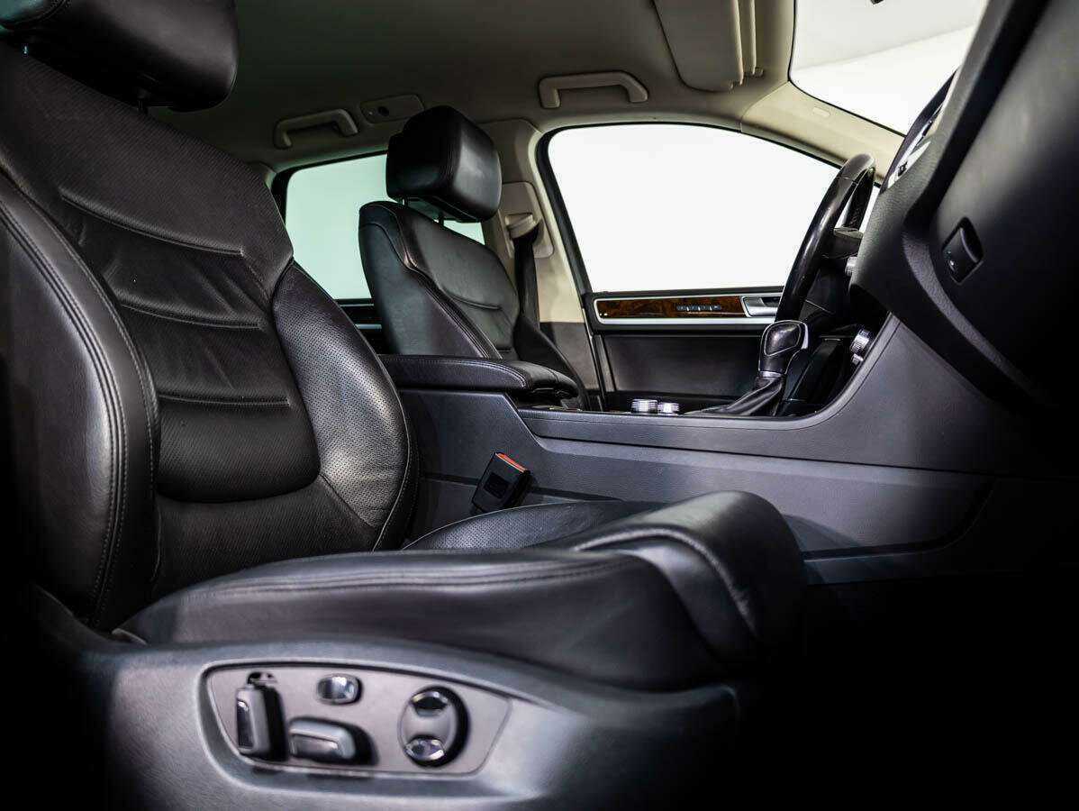 Volkswagen Touareg, 2015 Фото №11