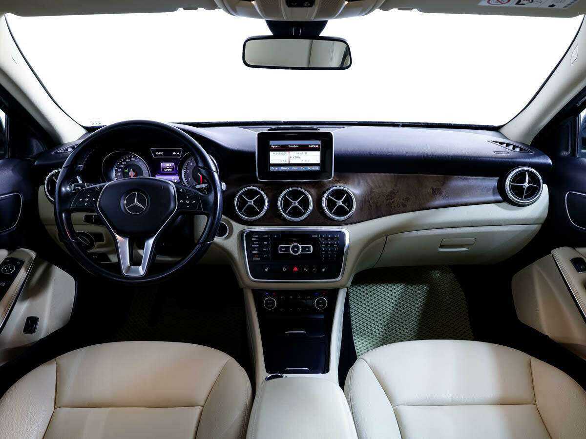 Mercedes-Benz GLA 200, 2015 - 127 846 км. | Фото №8
