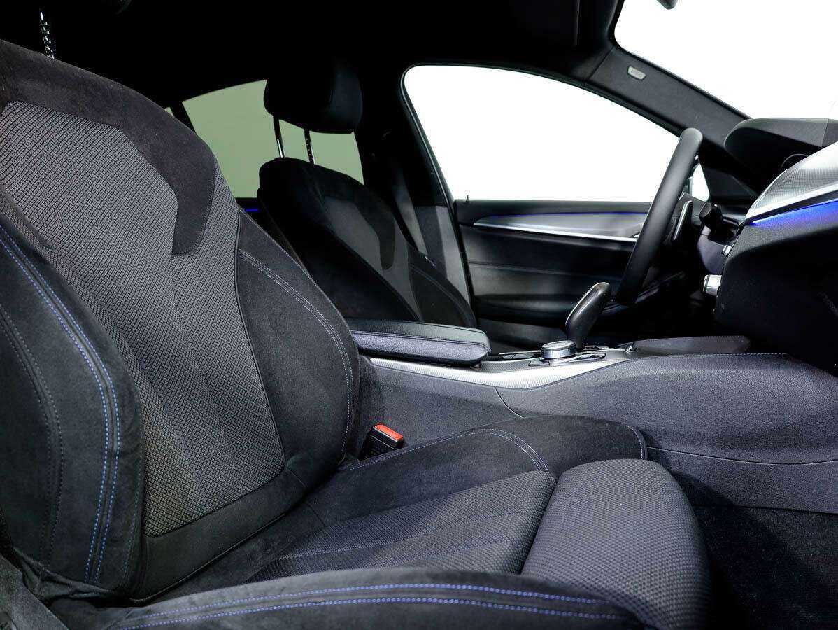 BMW 5 серии 520d xDrive, 2019 Фото №10