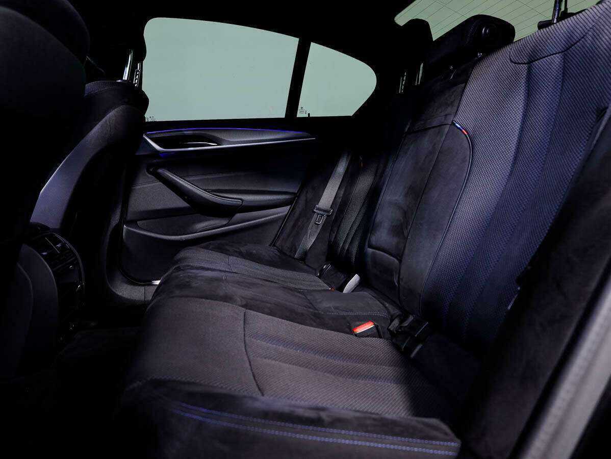 BMW 5 серии 520d xDrive, 2019 Фото №11