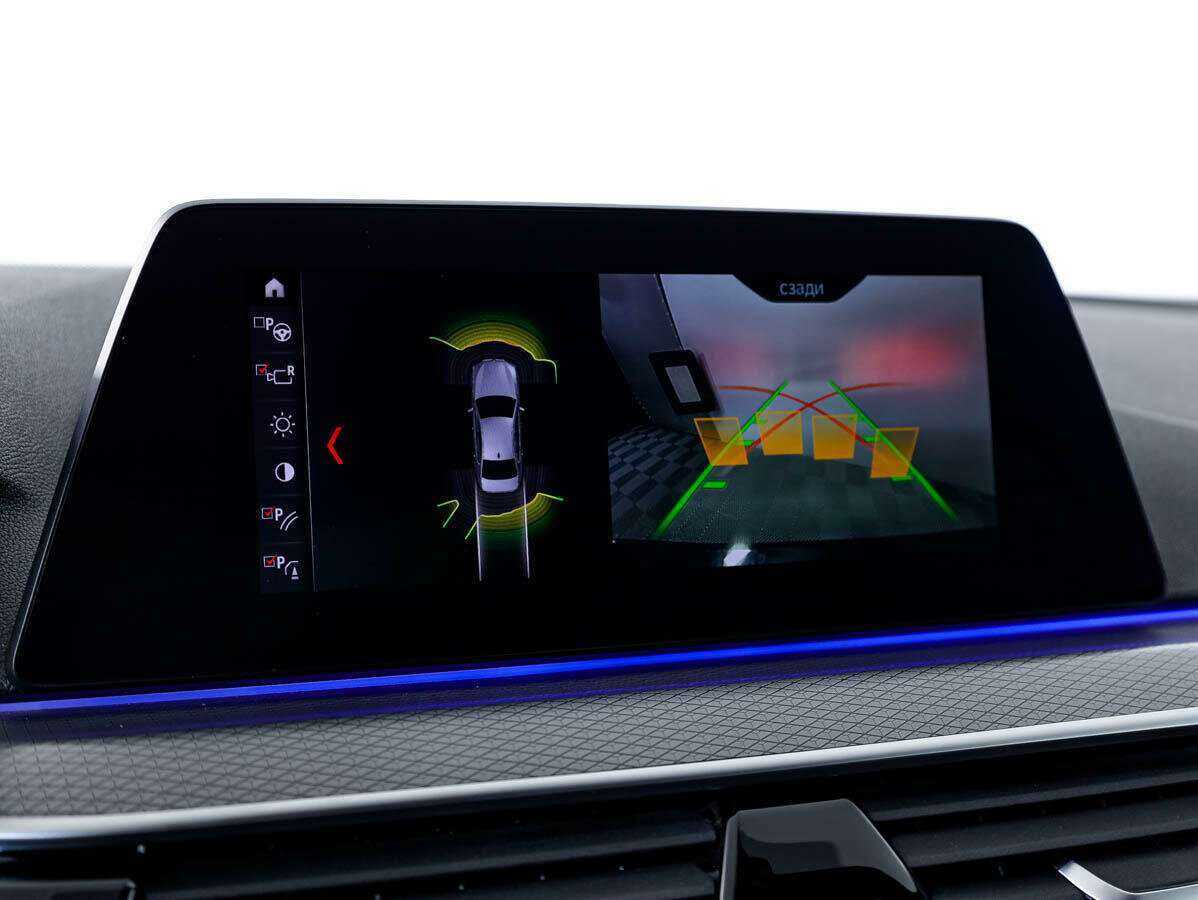 BMW 5 серии 520d xDrive, 2019 Фото №15