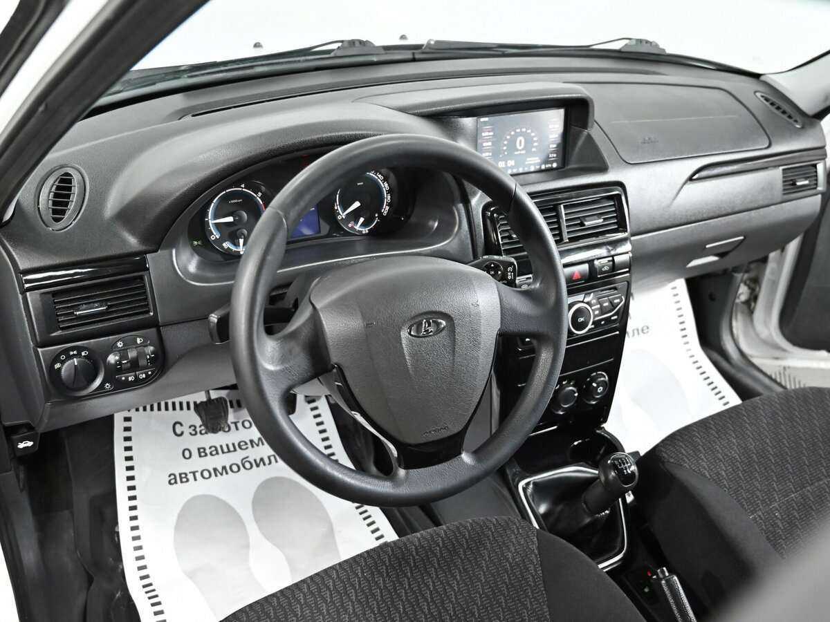 Lada (ВАЗ) Priora, 2014 Фото №11