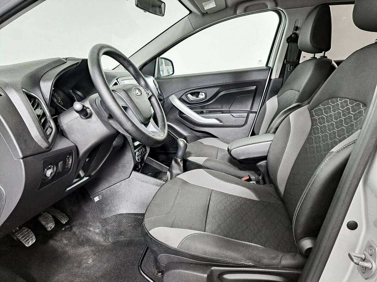 Lada (ВАЗ) XRAY Cross, 2018 Фото №12