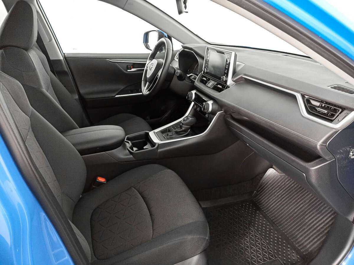 Toyota RAV4, 2020 Фото №9