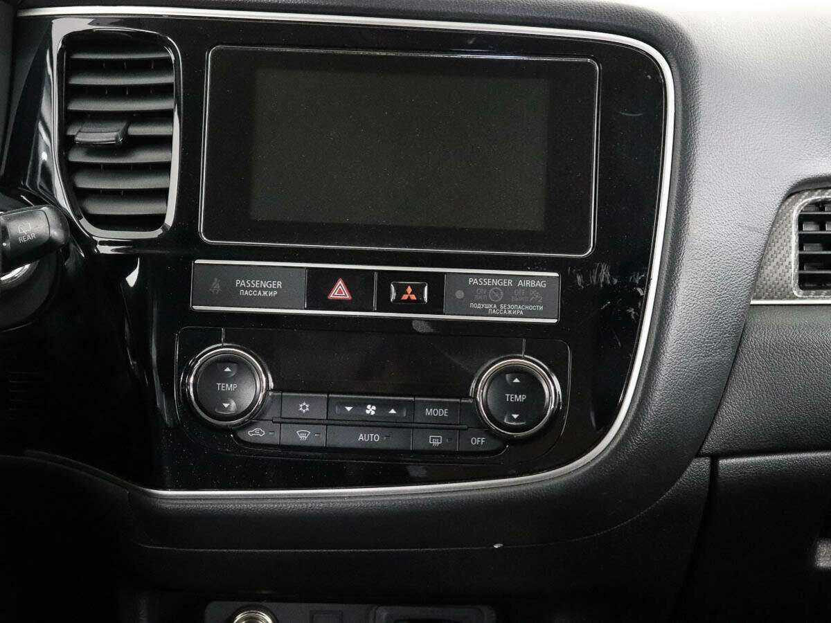 Mitsubishi Outlander, 2019 Фото №12