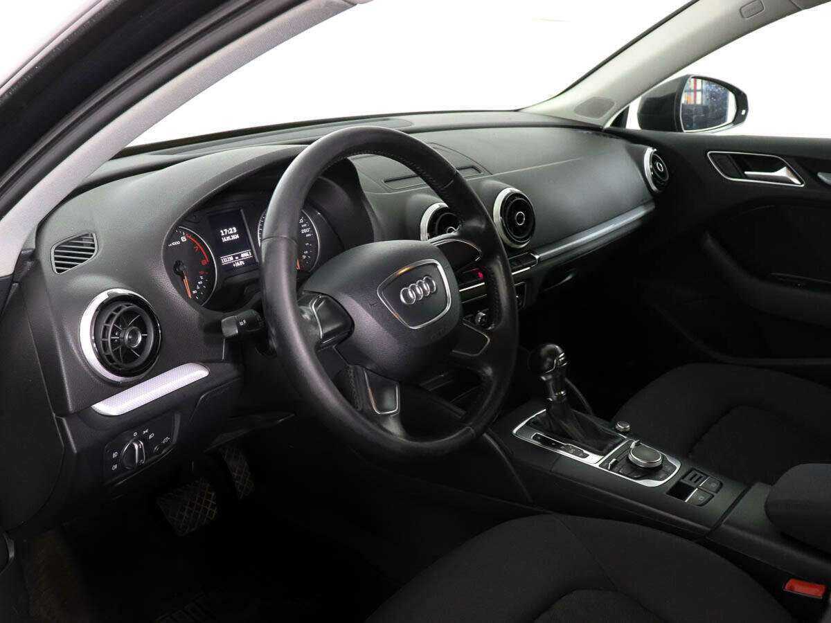 Audi A3 Sportback, 2013 Фото №8