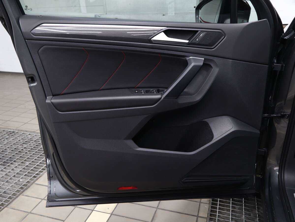 Volkswagen Tiguan, 2021 Фото №6
