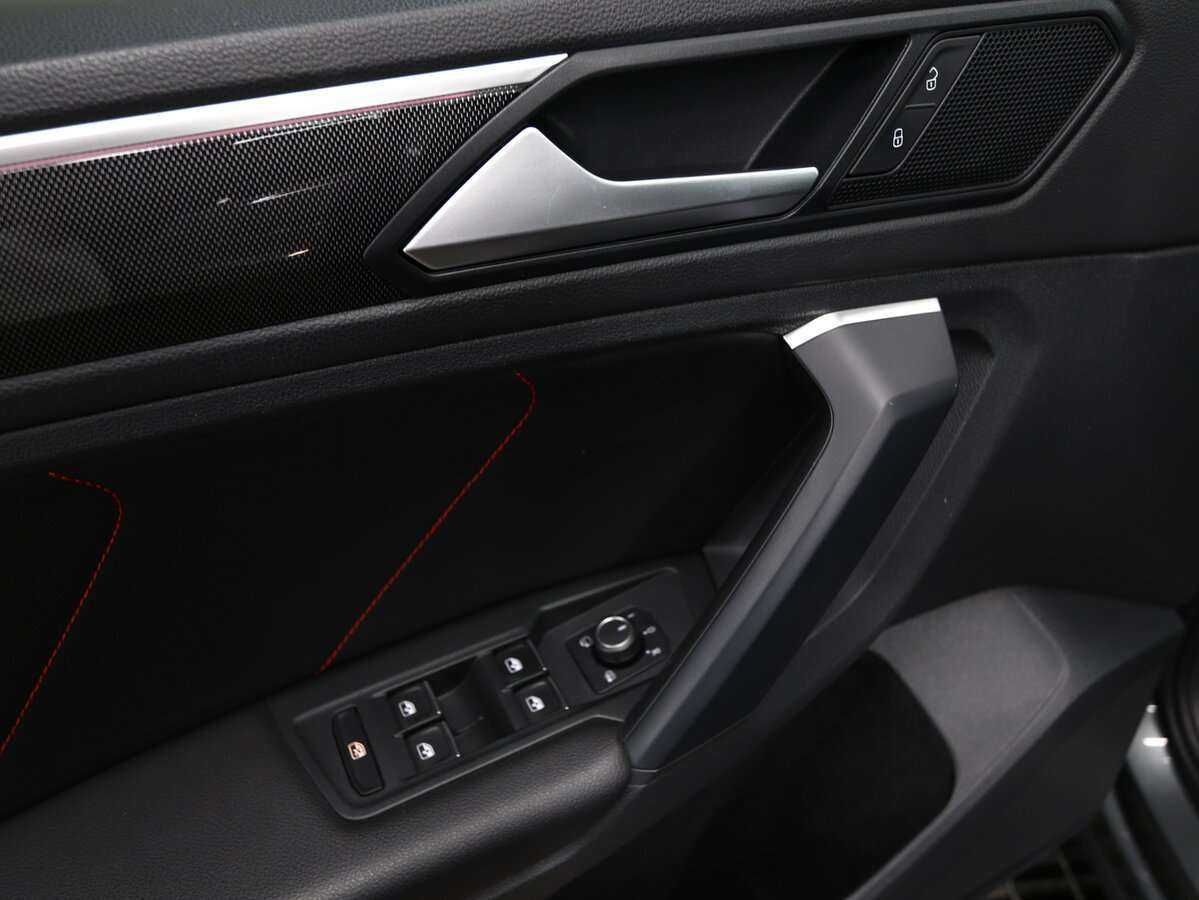 Volkswagen Tiguan, 2021 Фото №7