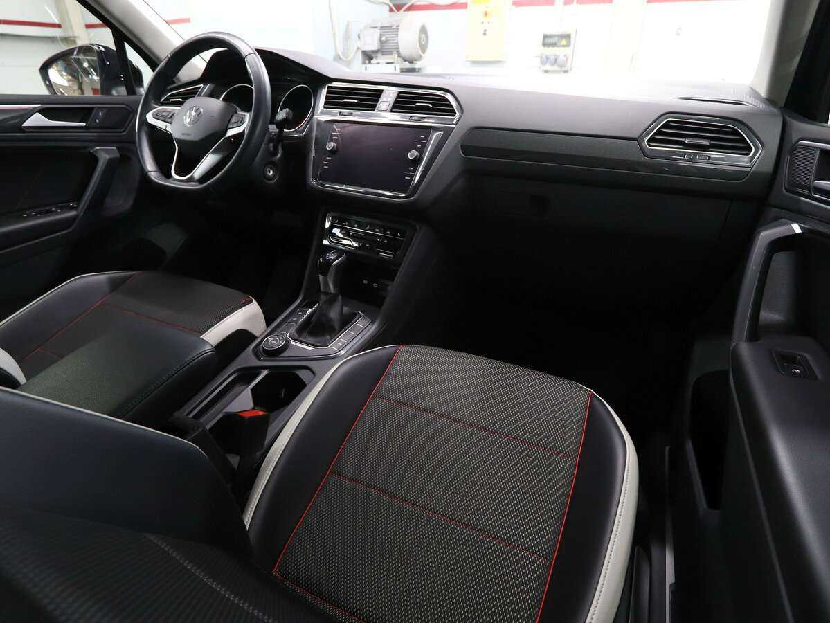Volkswagen Tiguan, 2021 Фото №15