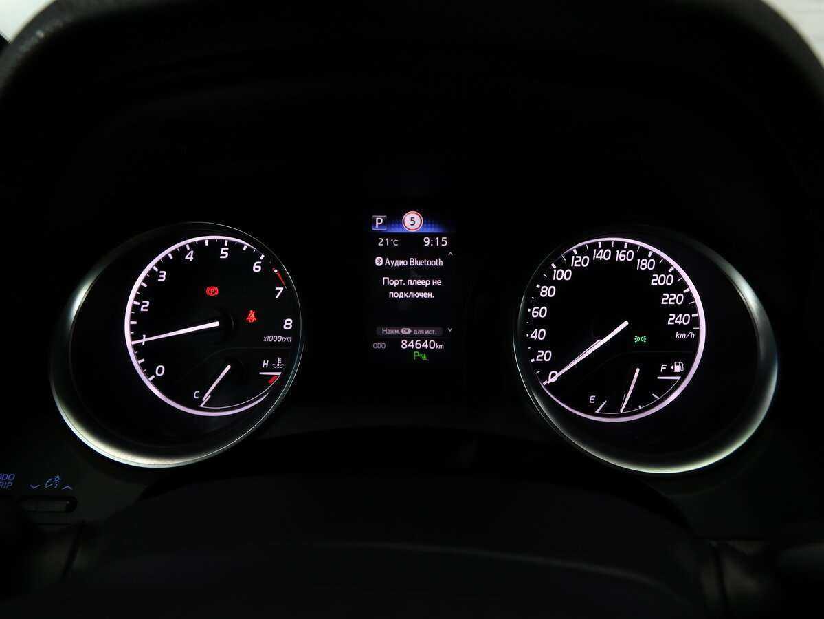 Toyota Camry, 2020 Фото №17