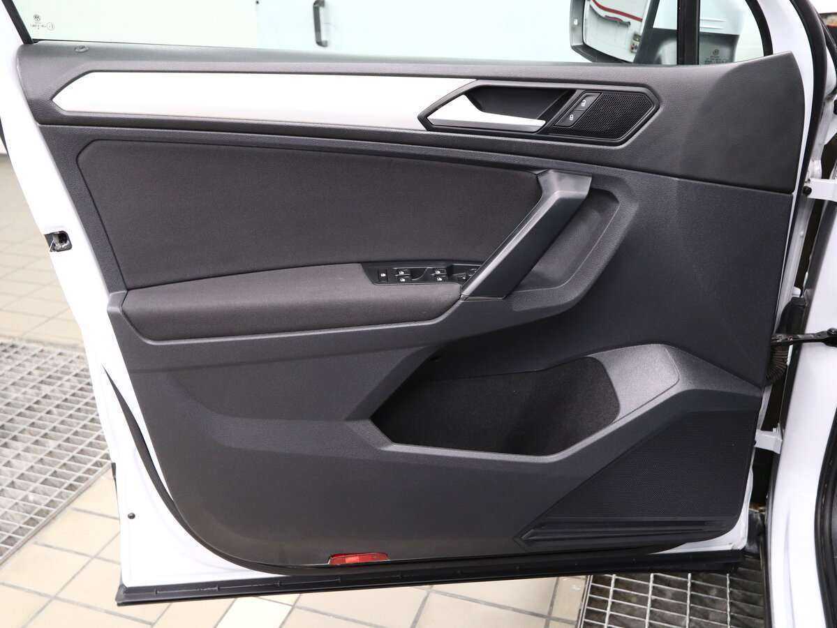 Volkswagen Tiguan, 2019 - 137 000 км. | Фото №5