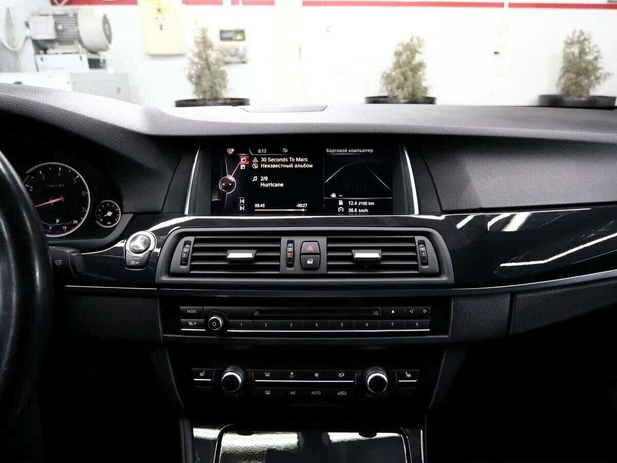 BMW 5 серии 528i xDrive, 2016 Фото №19