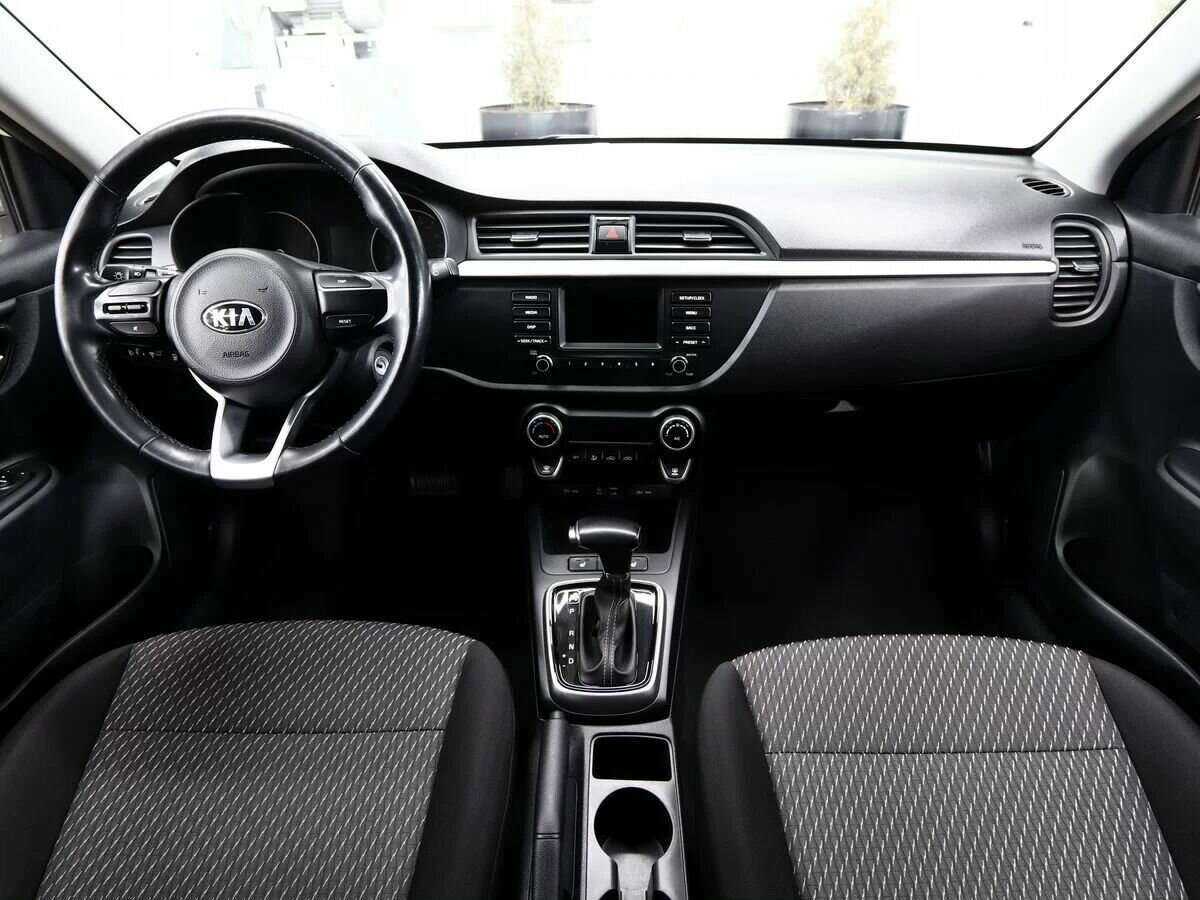 Kia Rio X-Line, 2018 Фото №11