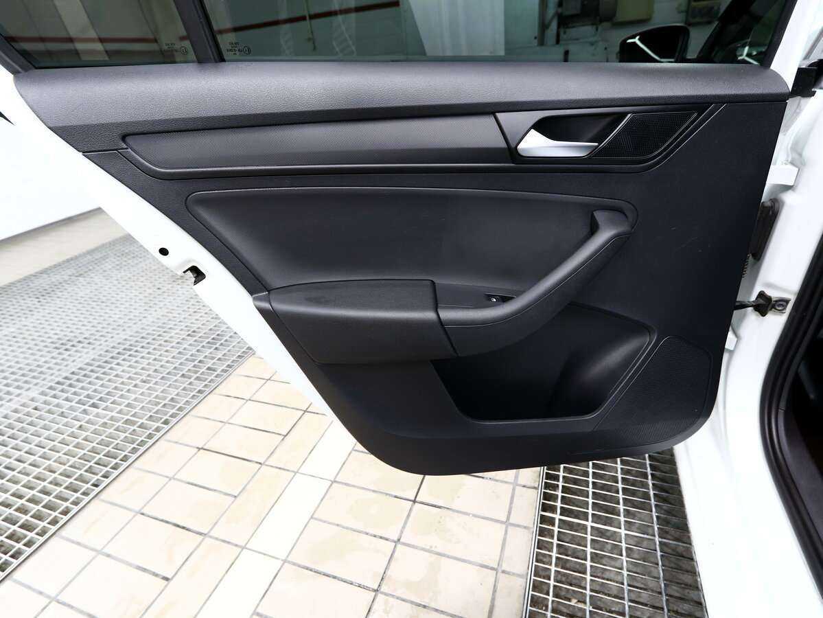 Volkswagen Polo, 2020 Фото №11