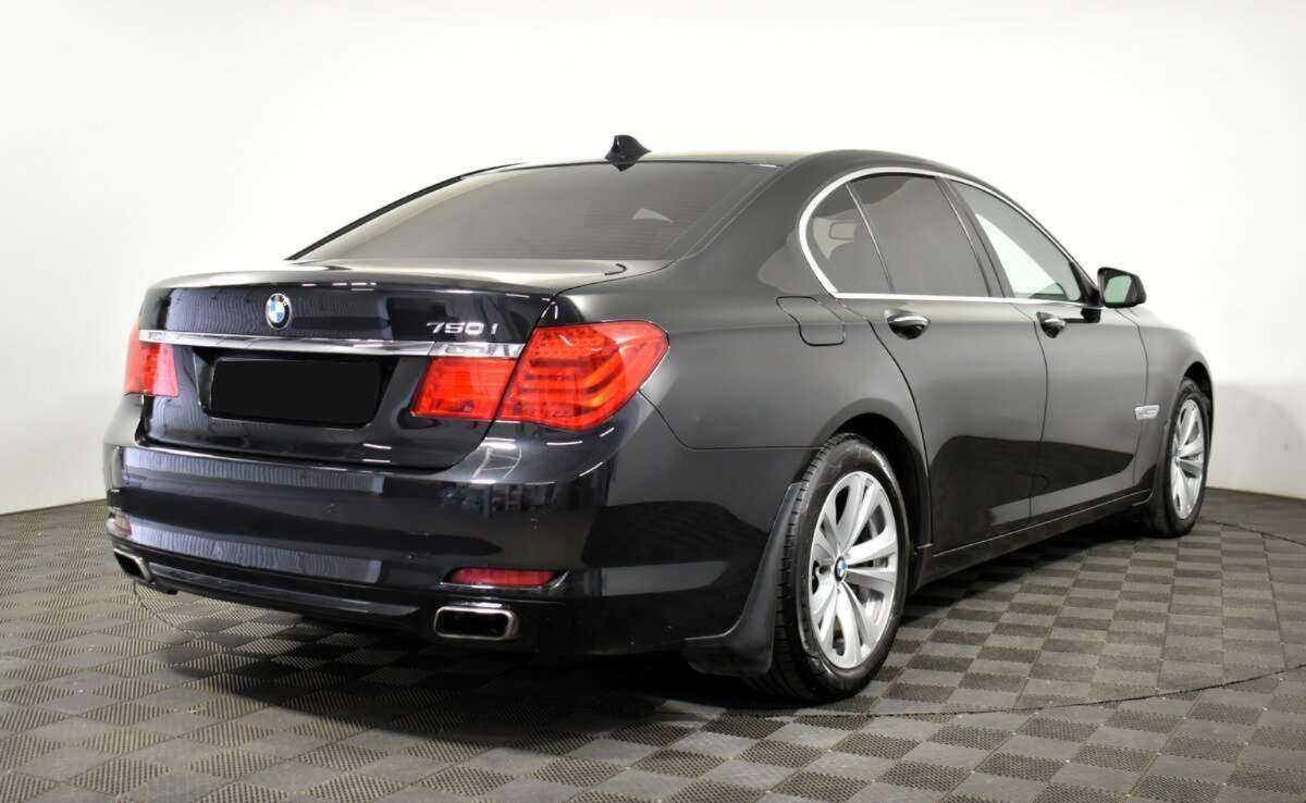 BMW 7 серии 750i xDrive, 2012 Фото №4