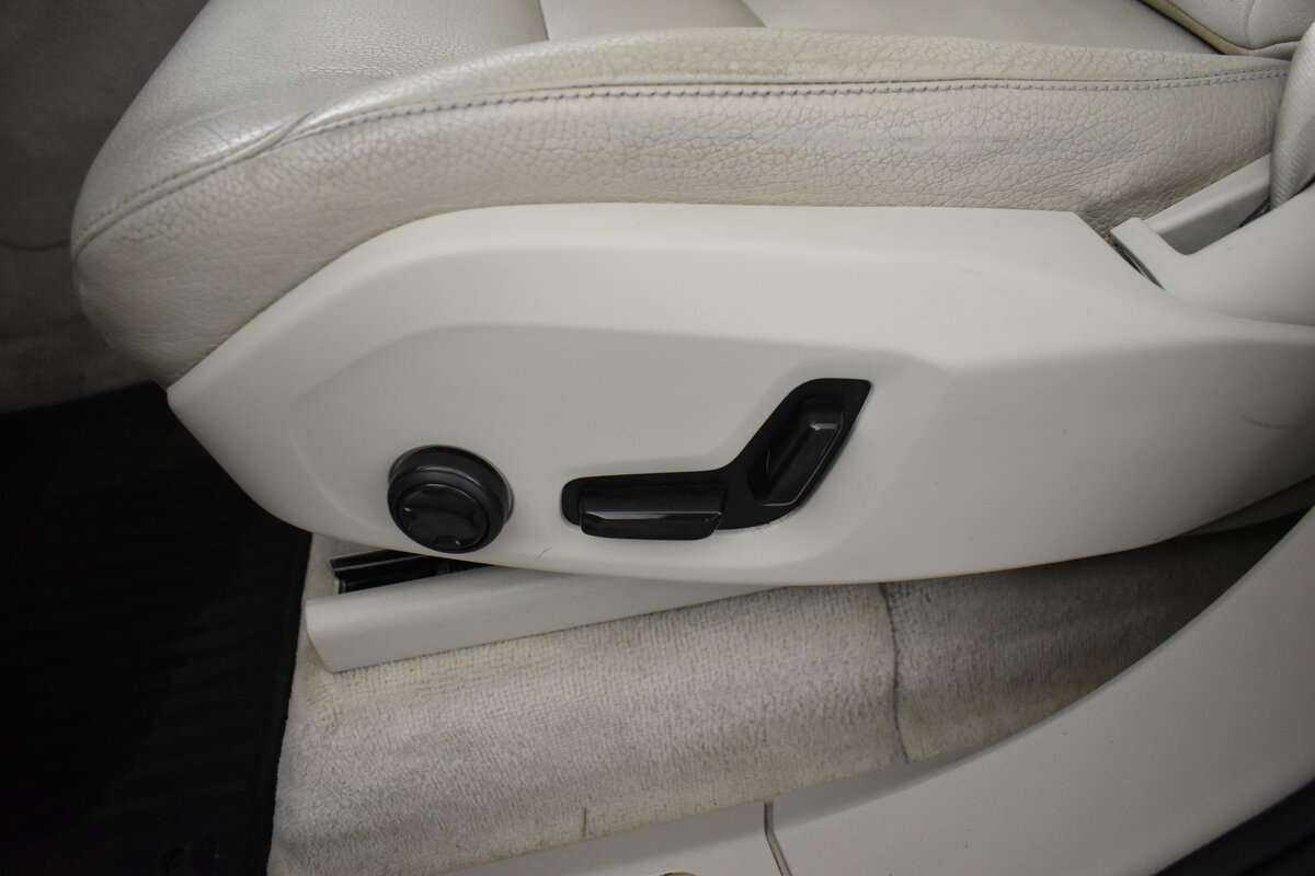 Volvo XC90, 2015 Фото №11