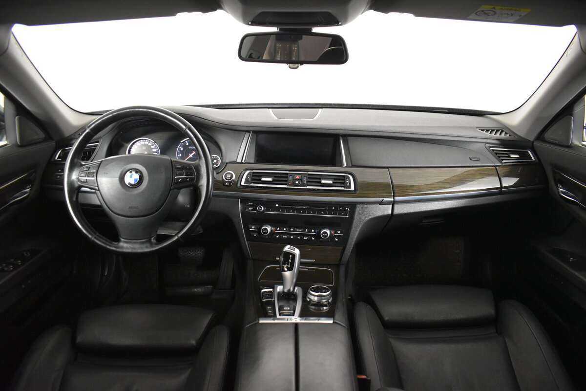 BMW 7 серии Long 740Li xDrive, 2014 Фото №8