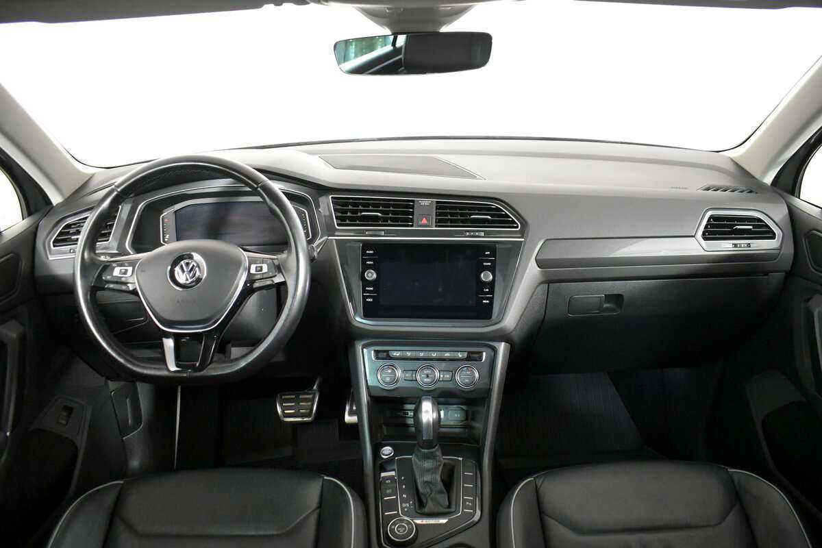 Volkswagen Tiguan, 2020 Фото №9