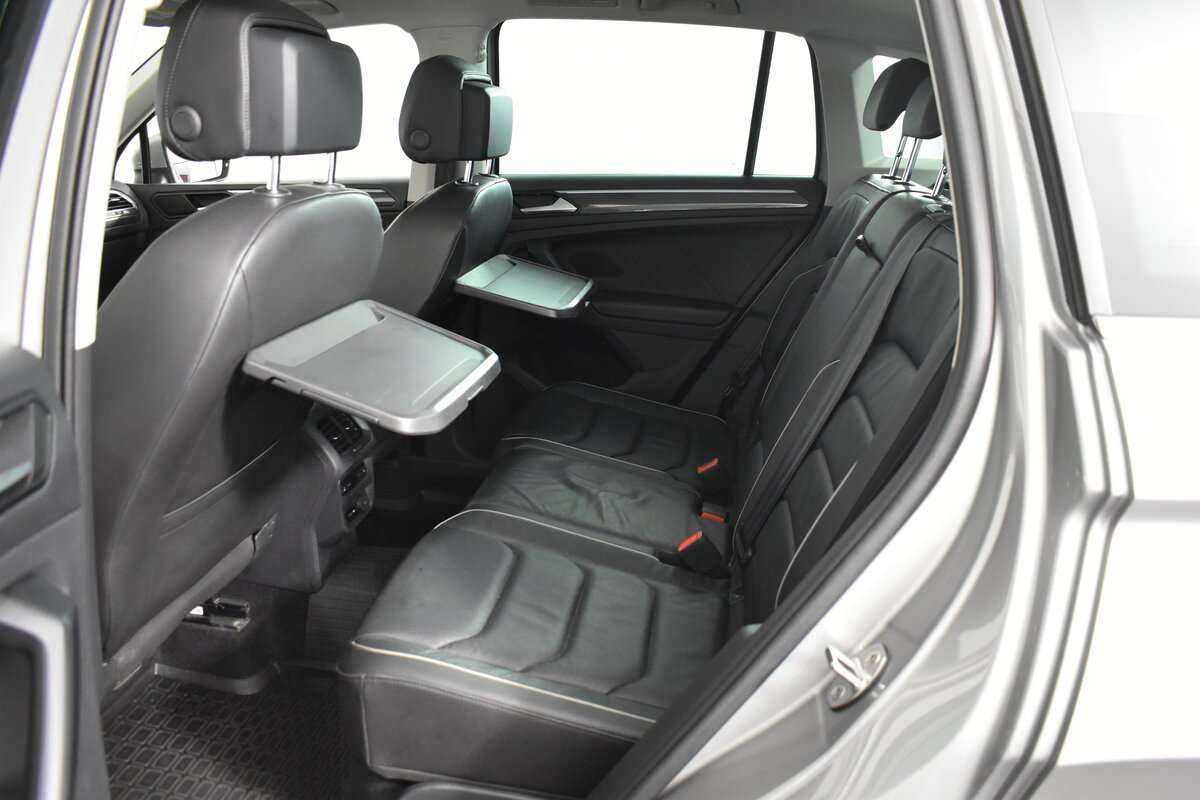 Volkswagen Tiguan, 2020 Фото №14