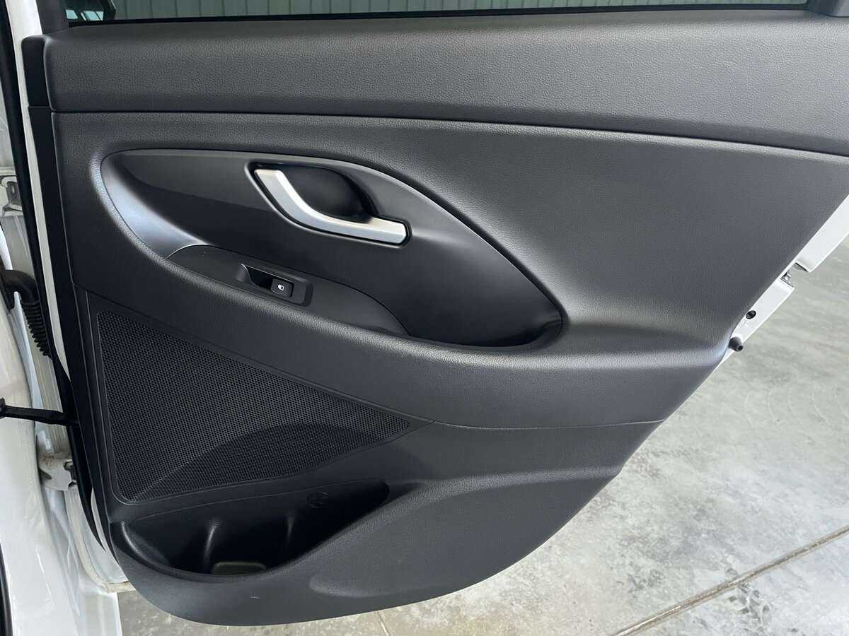 Hyundai i30, 2022 Фото №22
