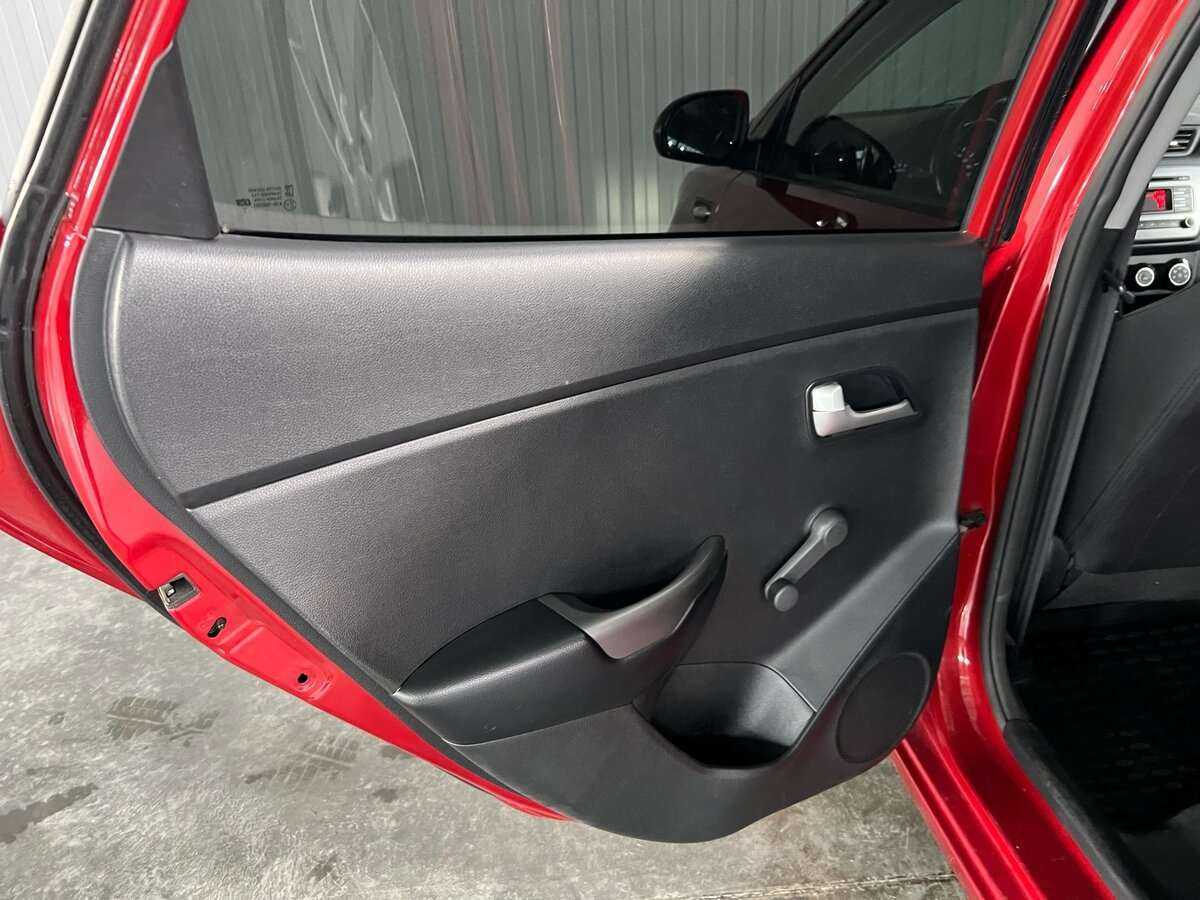 Kia Rio, 2015 Фото №16