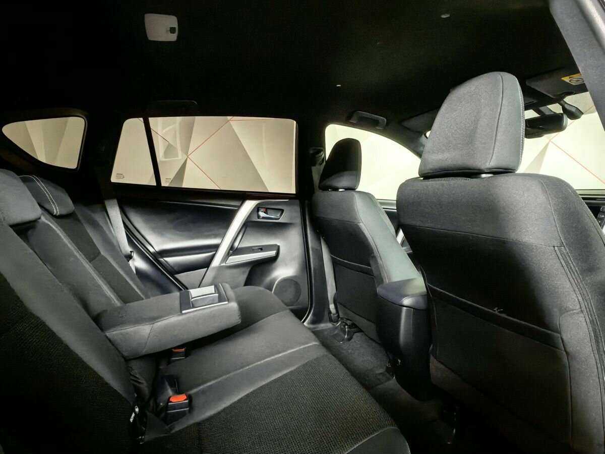 Toyota RAV4, 2019 Фото №10