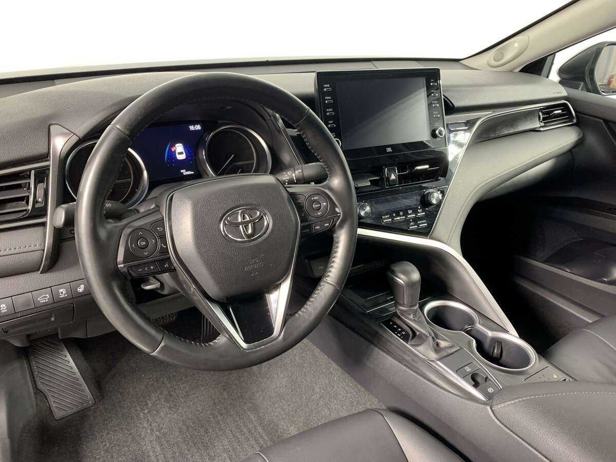 Toyota Camry, 2021 Фото №14