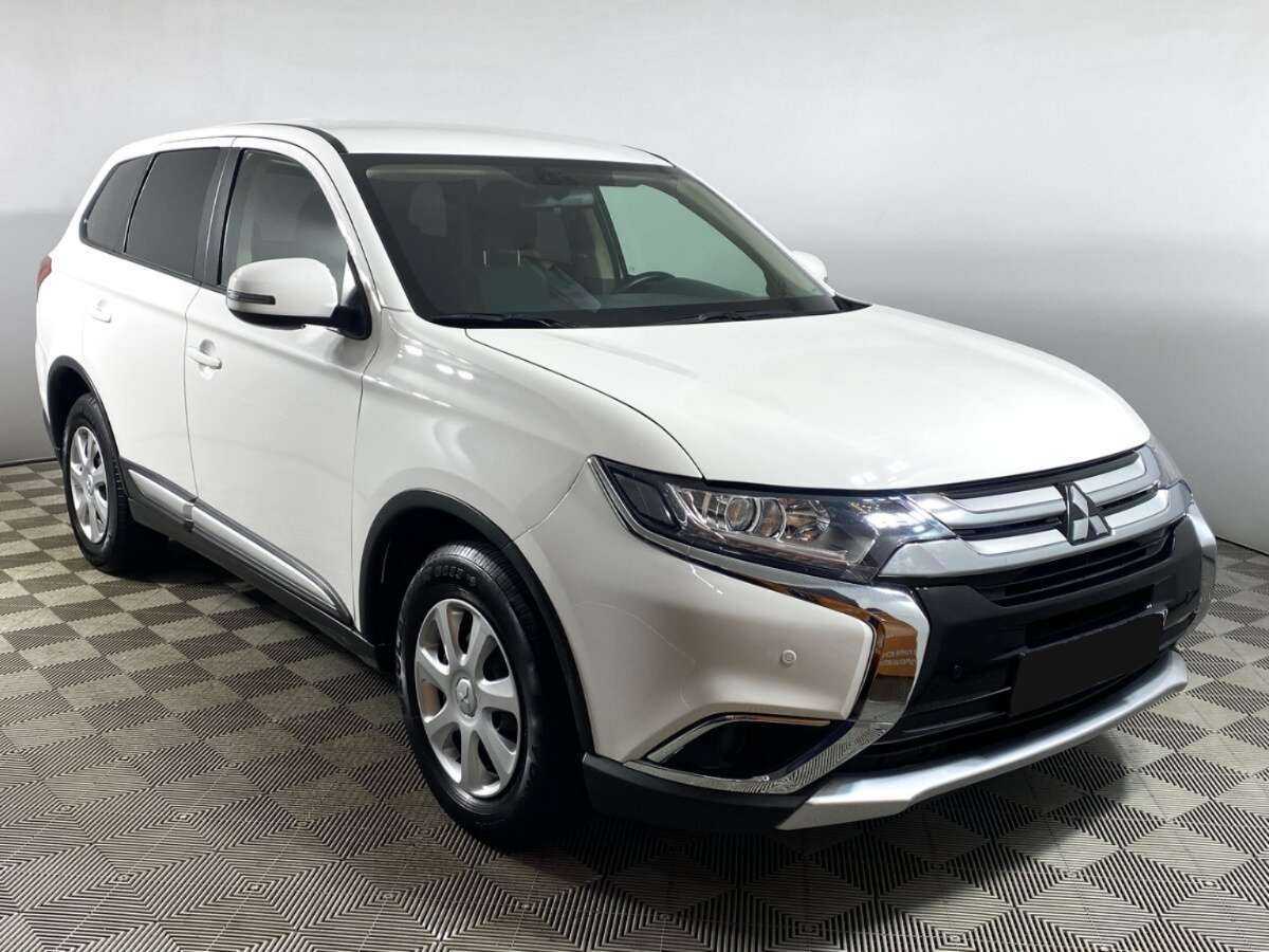 Mitsubishi Outlander, 2017 Фото №3