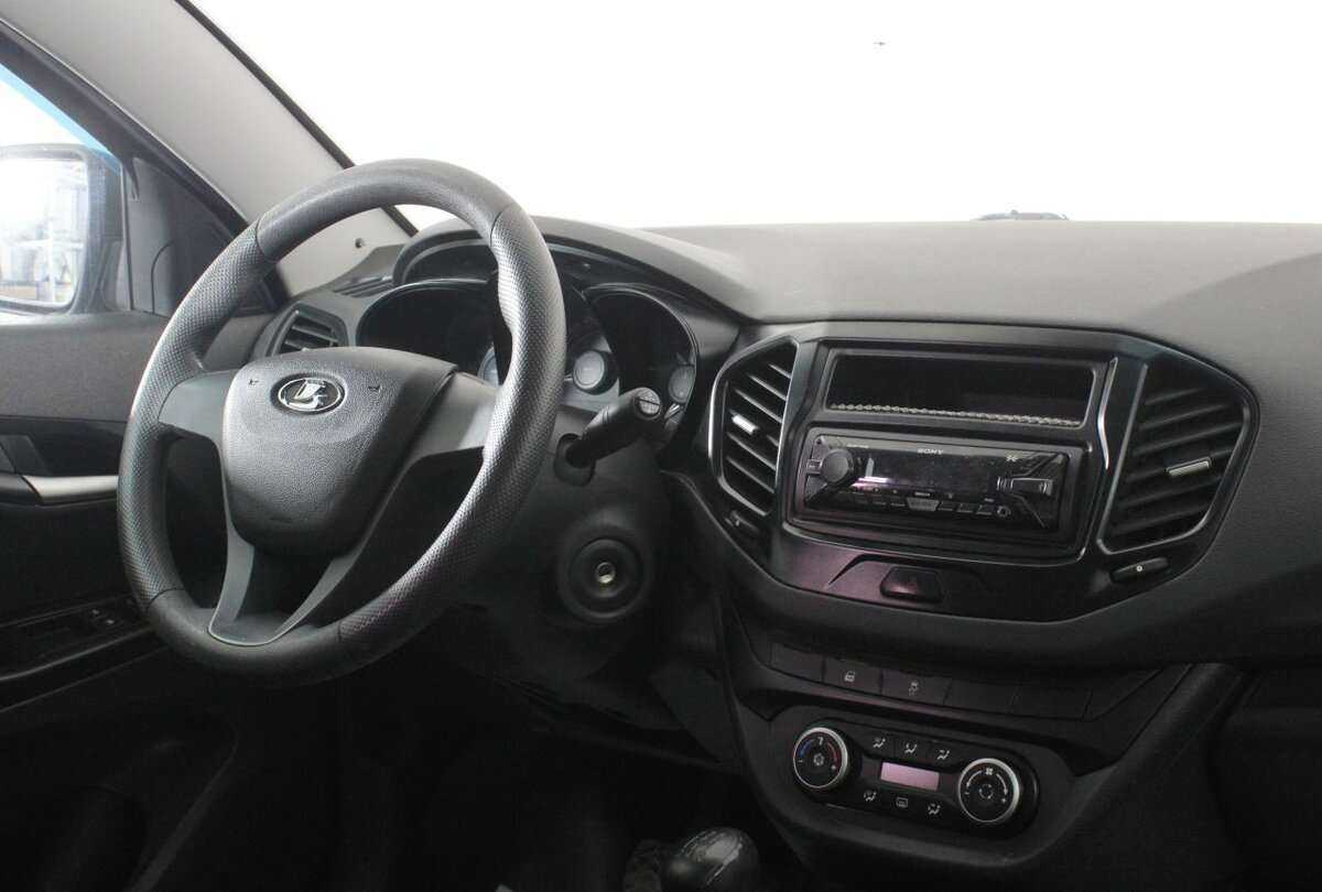 Lada (ВАЗ) Vesta, 2017 Фото №9