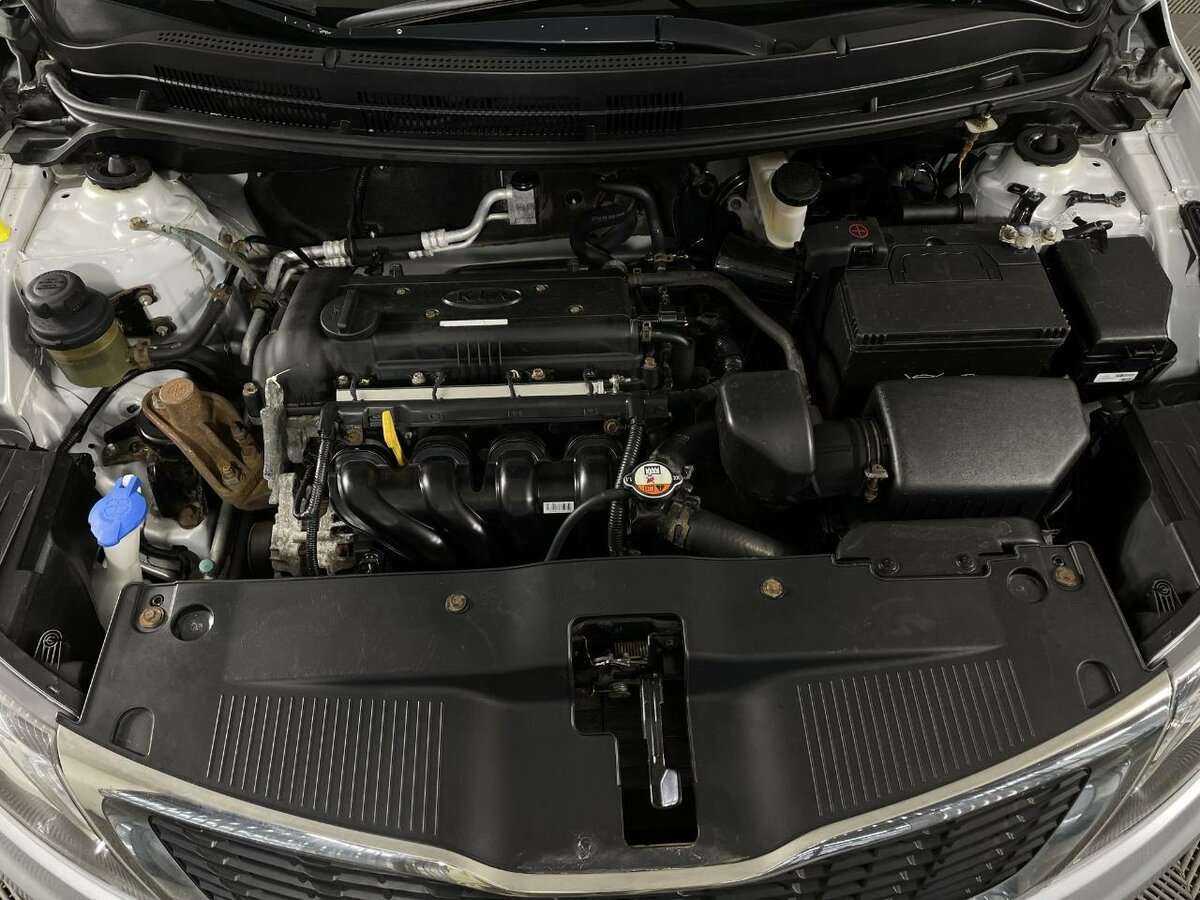 Kia Rio 5-speed, 2013 Фото №16